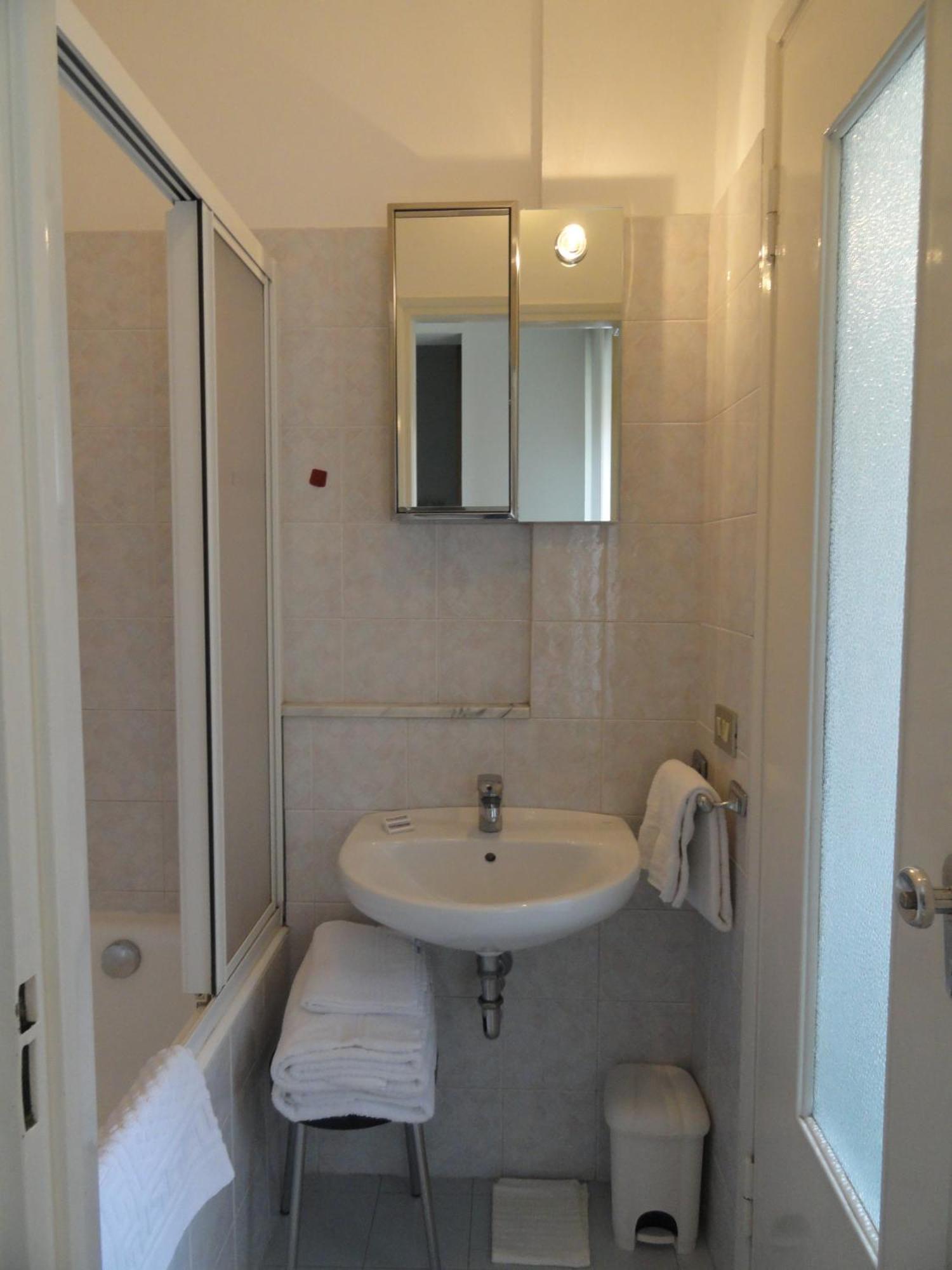 Residence Giusti 6 Μιλάνο Εξωτερικό φωτογραφία